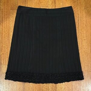 Nanette Lepore Elegant Black Skirt with Ruffle Hem Size 8